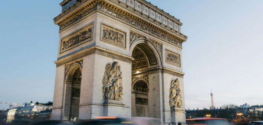 Un week-end de Saint Valentin aux Champs Elysées :  Séjournez à l’hôtel Le Marianne Paris